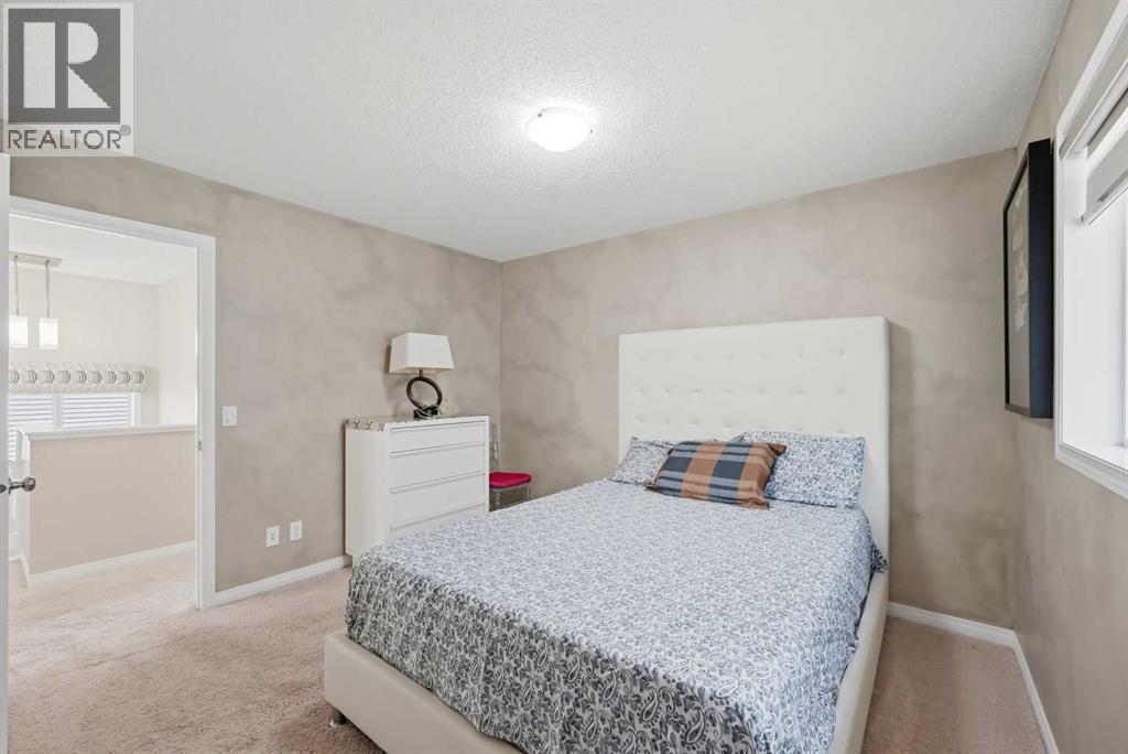156 Skyview Shores Manor NE - 25
