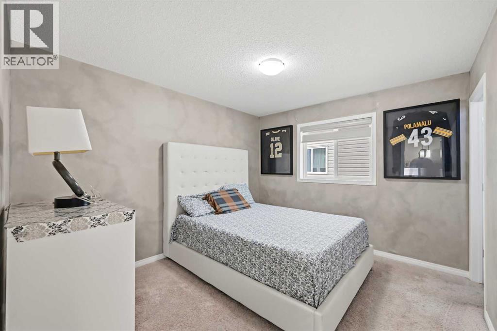 156 Skyview Shores Manor NE - 24