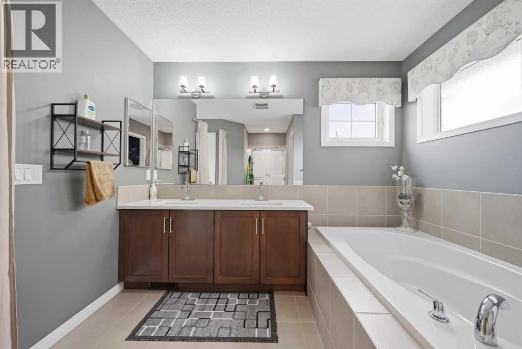 156 Skyview Shores Manor NE - 30