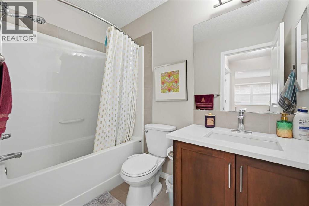156 Skyview Shores Manor NE - 33