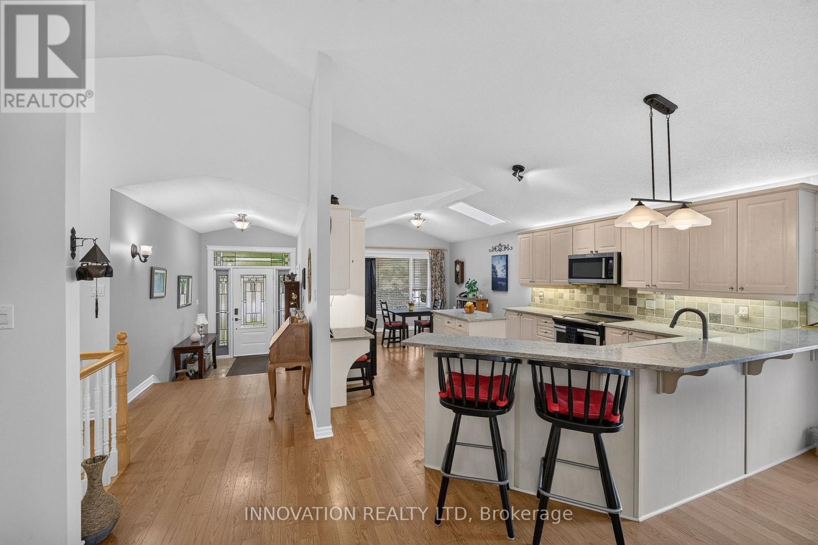 78 SINCLAIR AVENUE - 13
