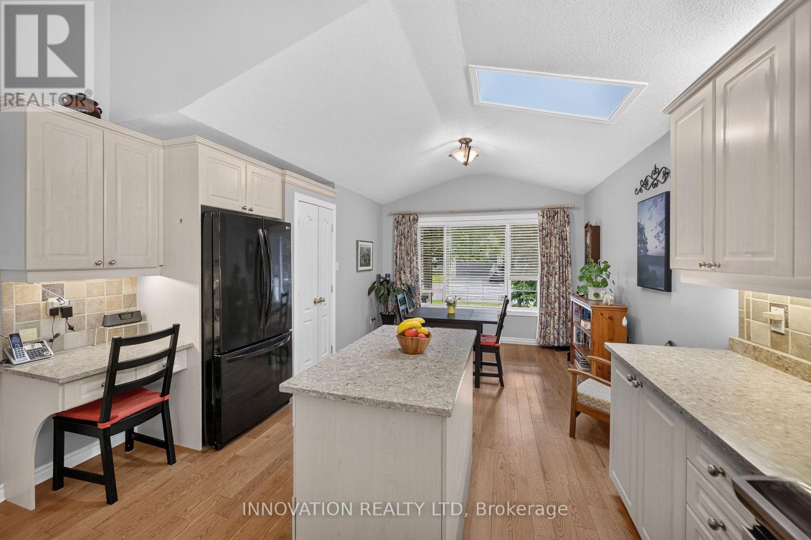 78 SINCLAIR AVENUE - 15
