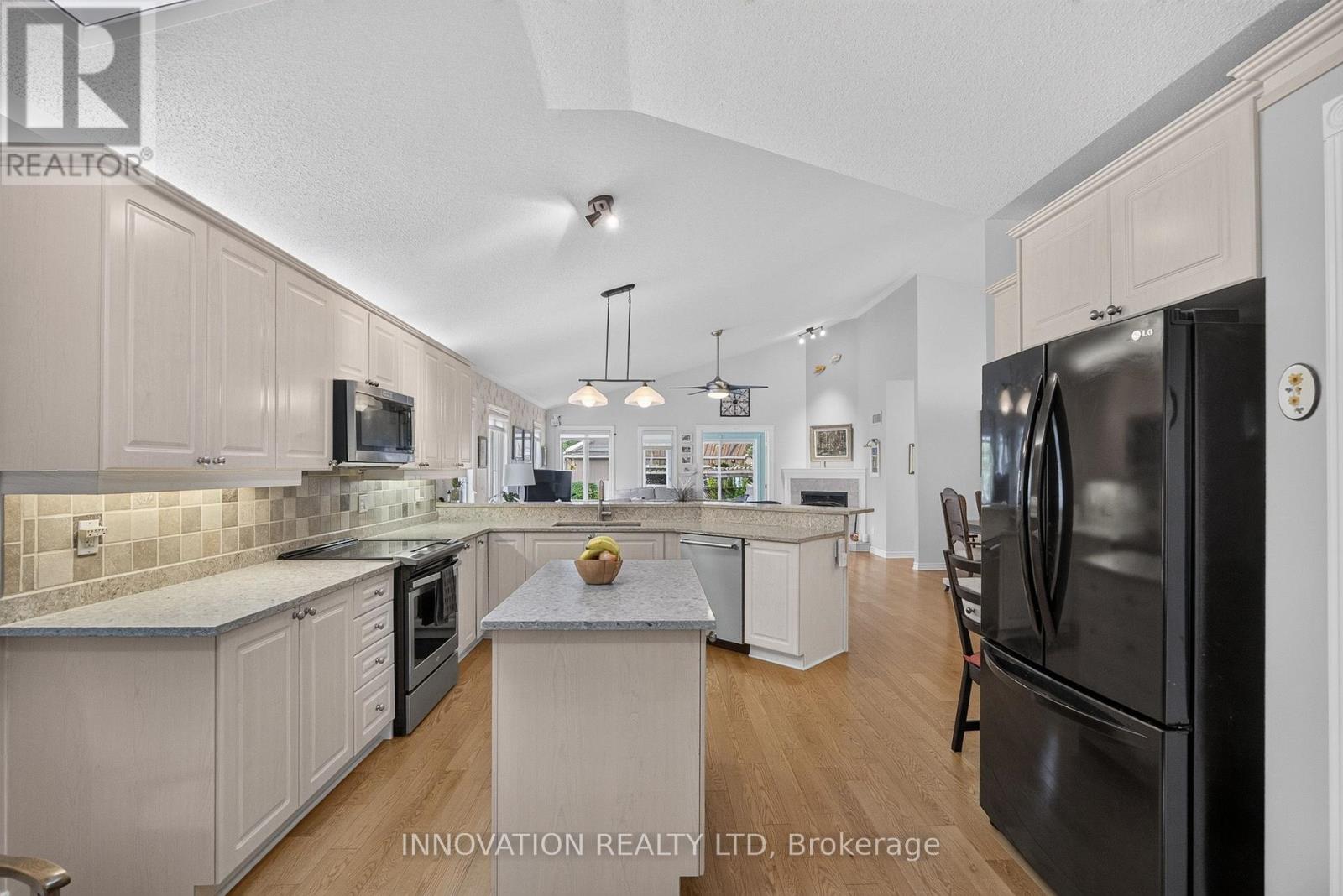 78 SINCLAIR AVENUE - 17