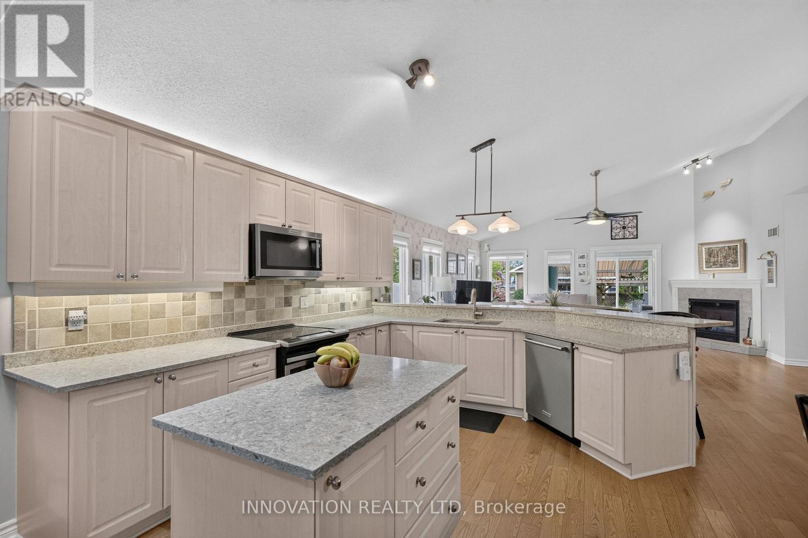 78 SINCLAIR AVENUE - 18