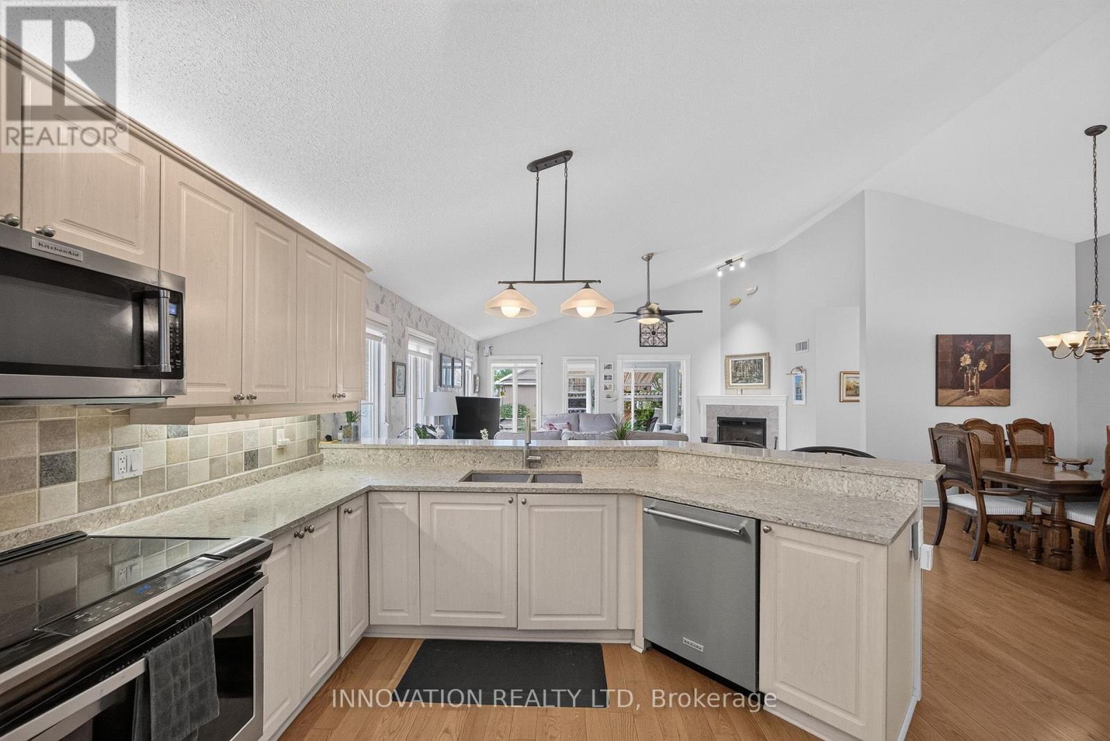 78 SINCLAIR AVENUE - 19