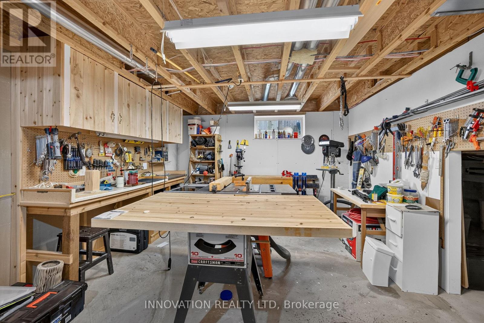 78 SINCLAIR AVENUE - 33