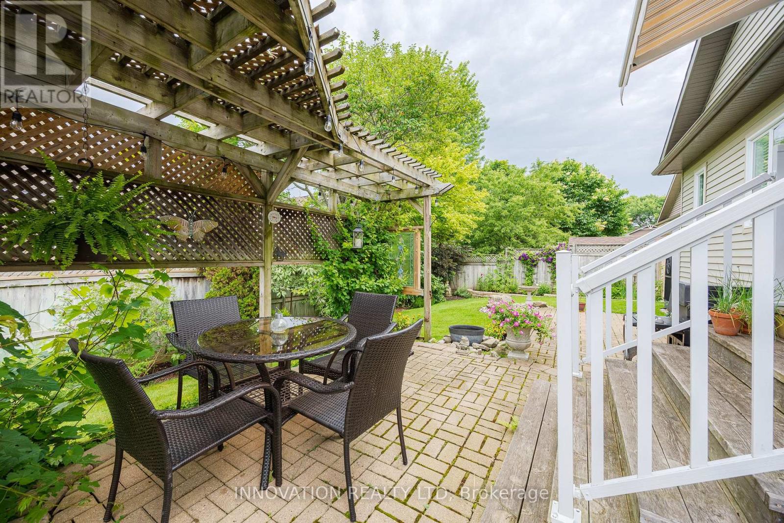 78 SINCLAIR AVENUE - 36