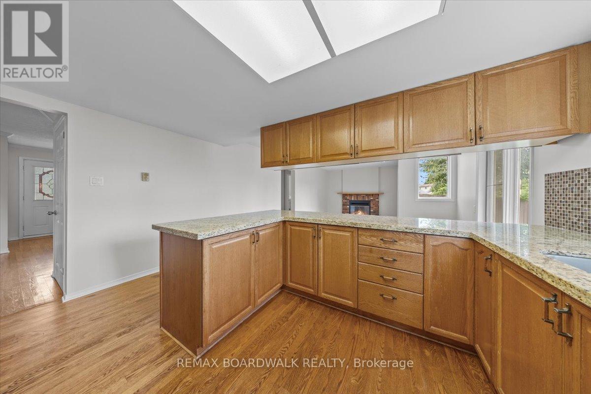 42 PICKWICK DRIVE - 14