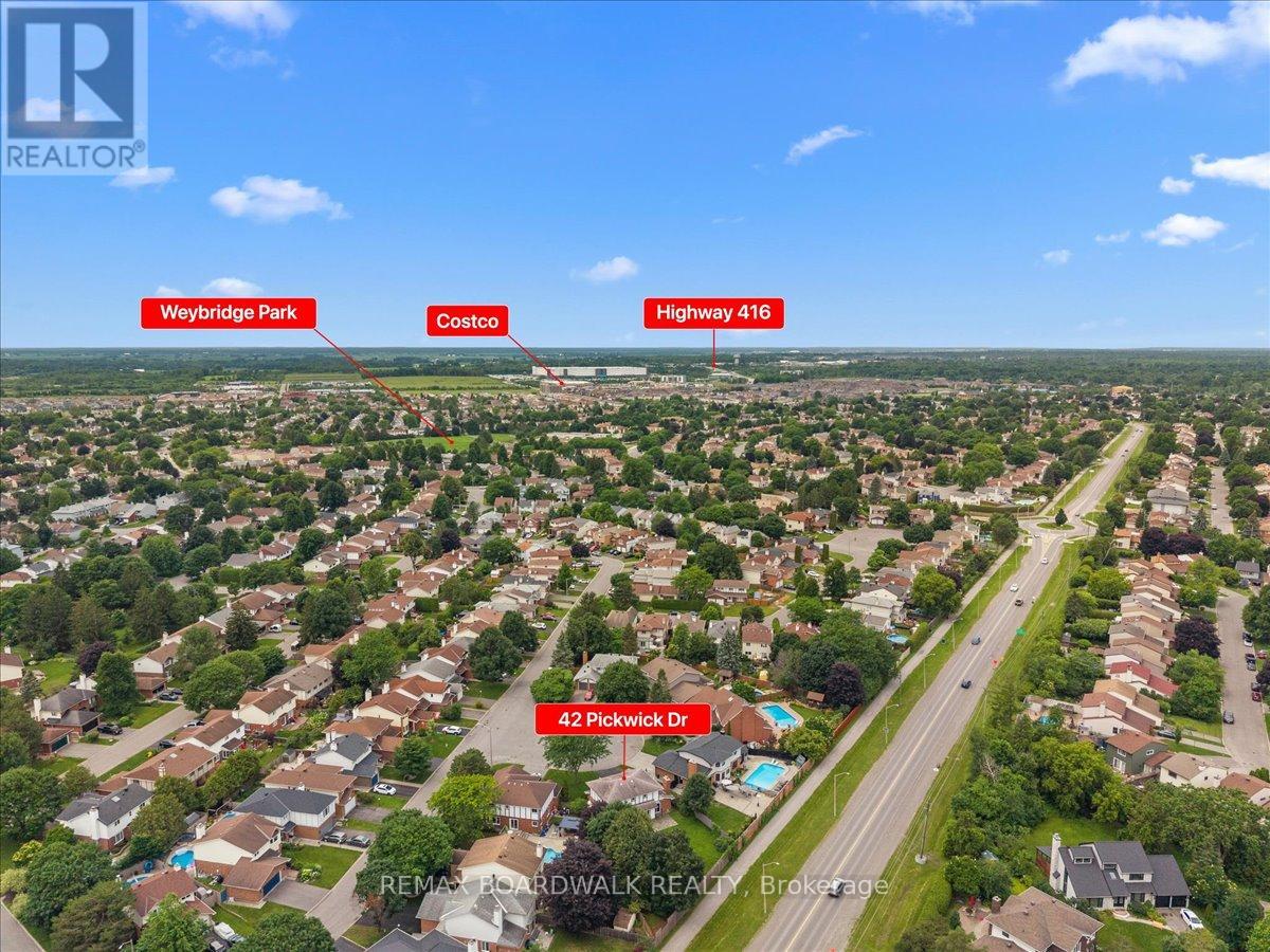 42 PICKWICK DRIVE - 43