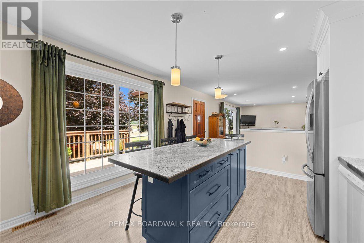 5907 43 HIGHWAY - Image 11