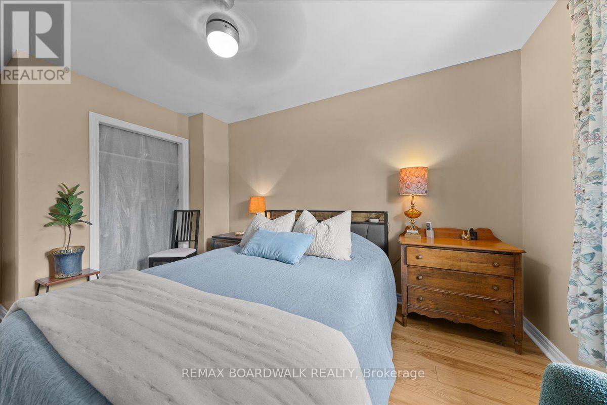 5907 43 HIGHWAY - Image 17