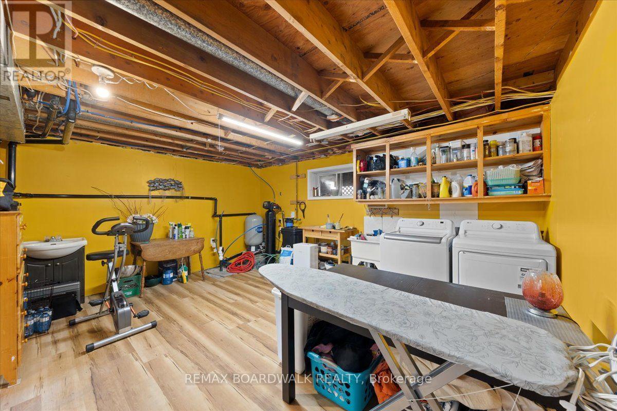 5907 43 HIGHWAY - Image 29