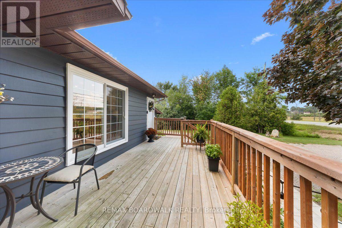 5907 43 HIGHWAY - Image 31