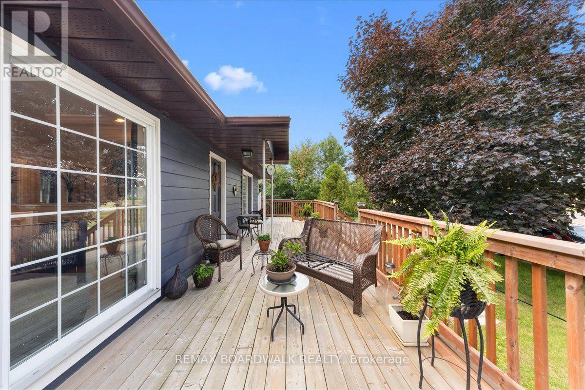 5907 43 HIGHWAY - Image 34