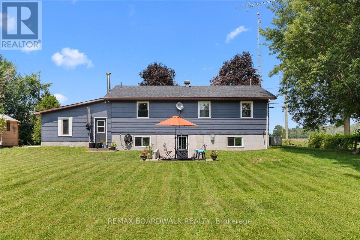 5907 43 HIGHWAY - Image 38