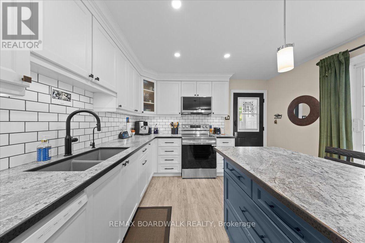 5907 43 HIGHWAY - Image 4