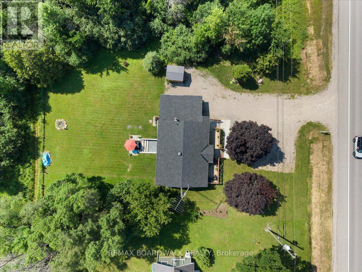 5907 43 HIGHWAY - Image 40