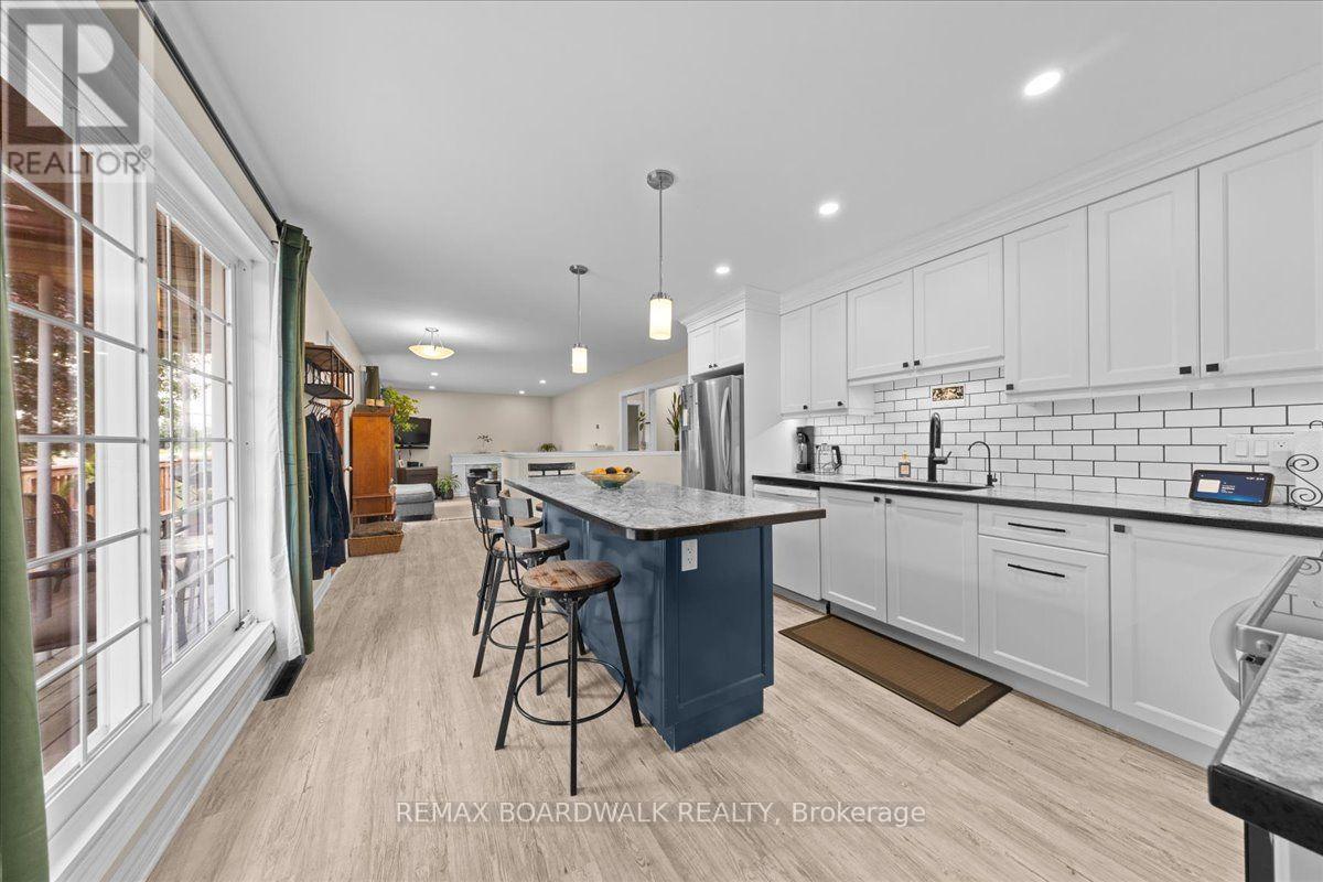 5907 43 HIGHWAY - Image 8