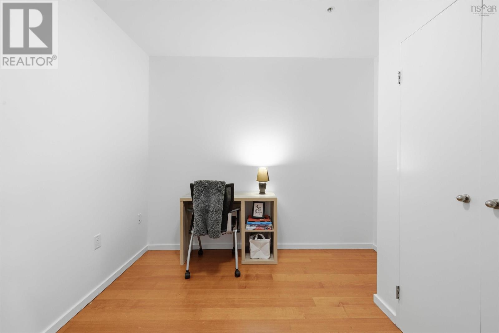 #216 5221 NORA BERNARD Street - 29