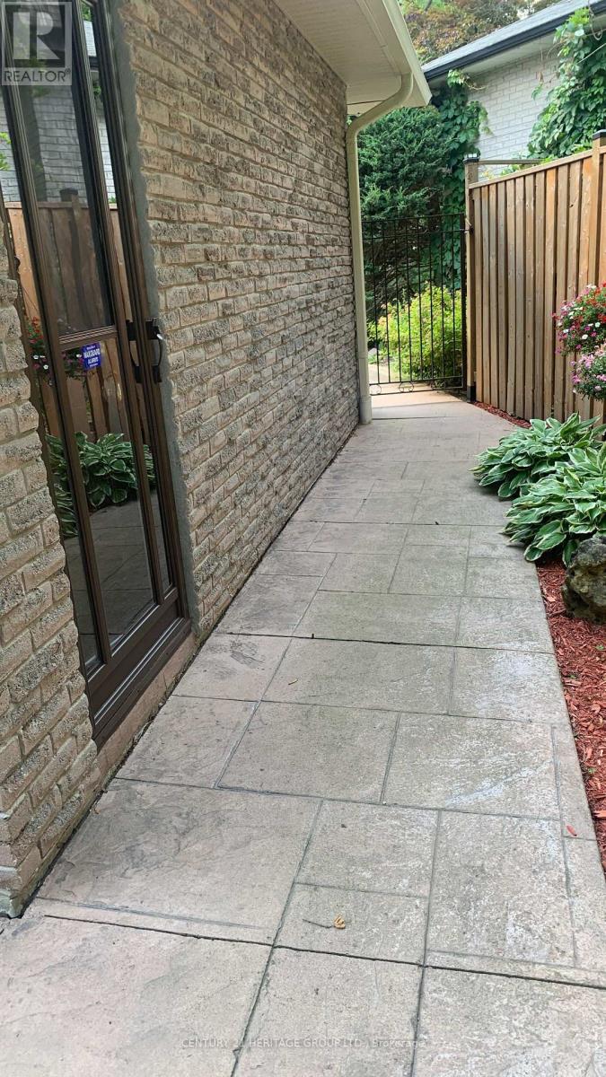 135 GOLF CLUB COURT - 10
