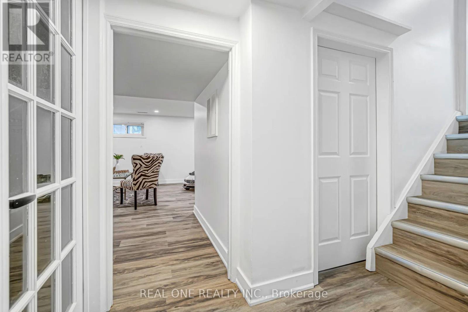 52 DEVINS DRIVE - 20