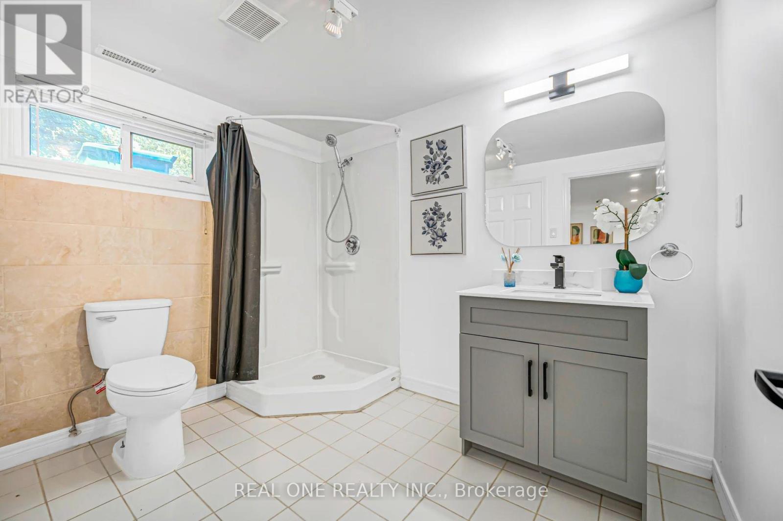 52 DEVINS DRIVE - 21
