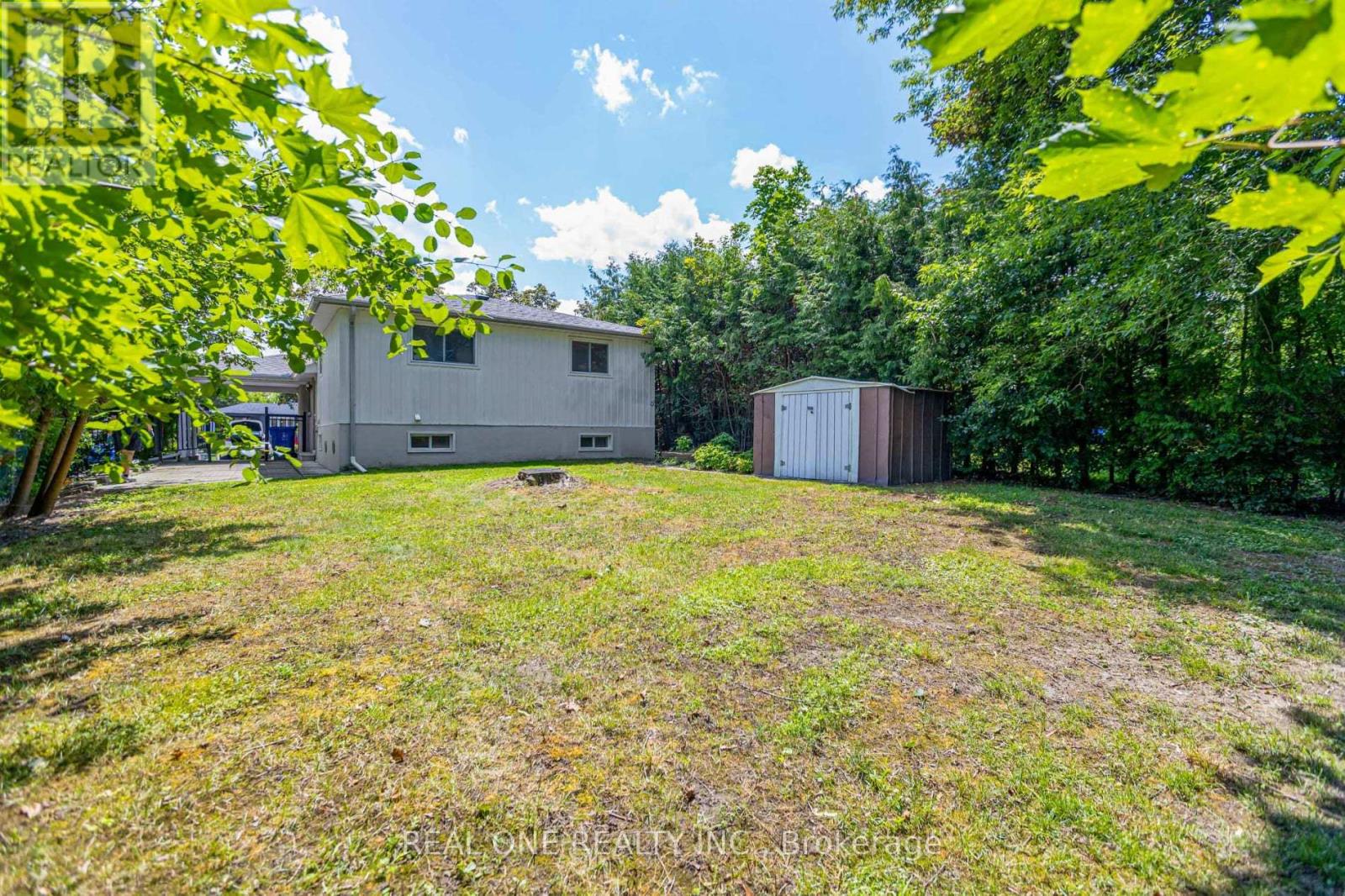 52 DEVINS DRIVE - 23