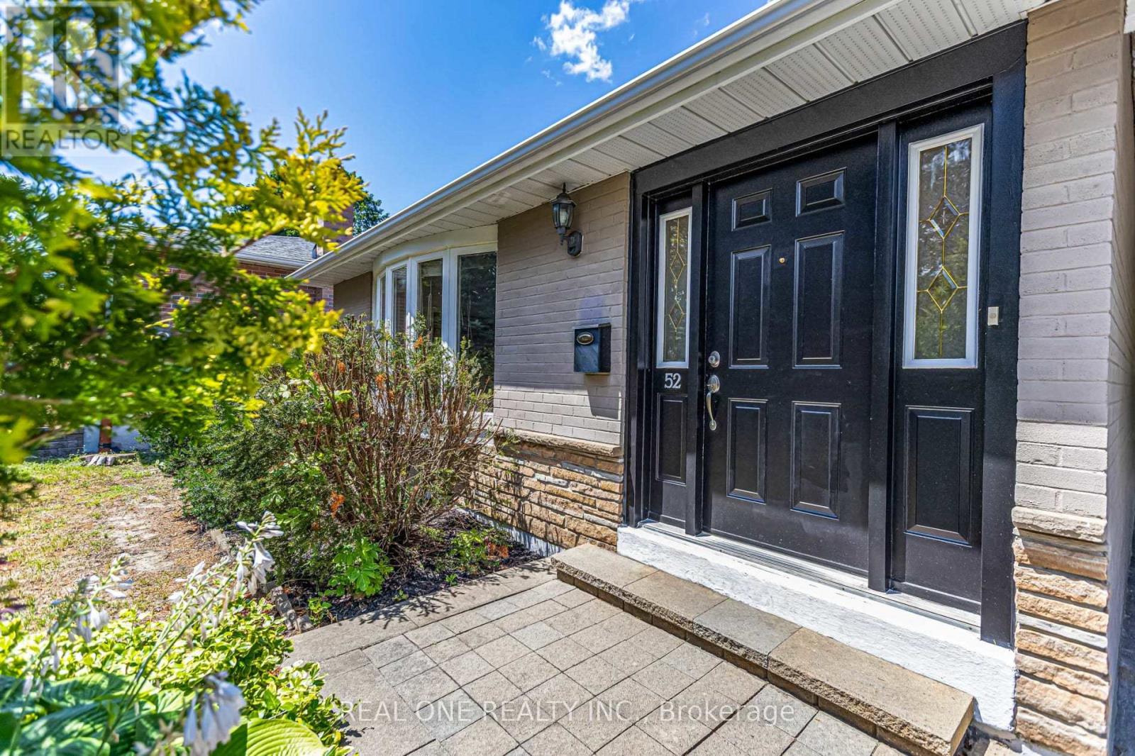 52 DEVINS DRIVE - 3