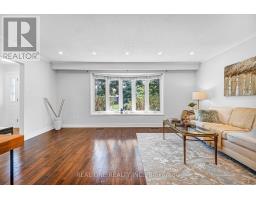 52 Devins Drive, Aurora, ON L4G2Z1 Photo 9