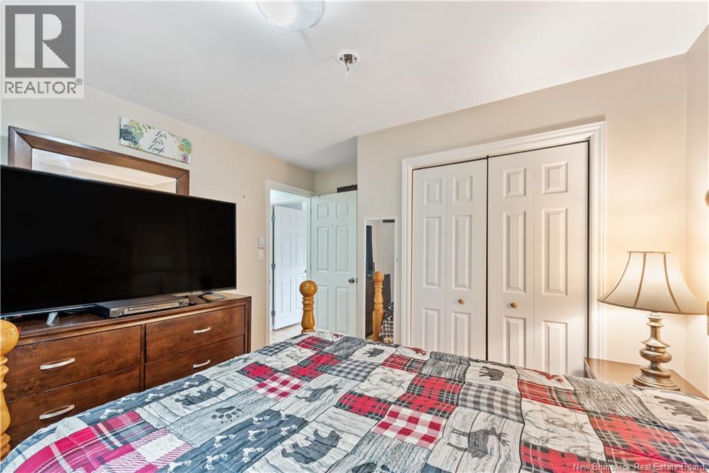 3 Downsview Avenue - 13