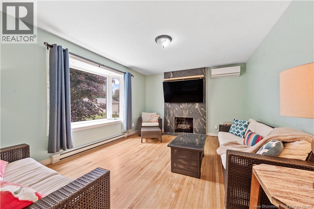 3 Downsview Avenue - Image 5