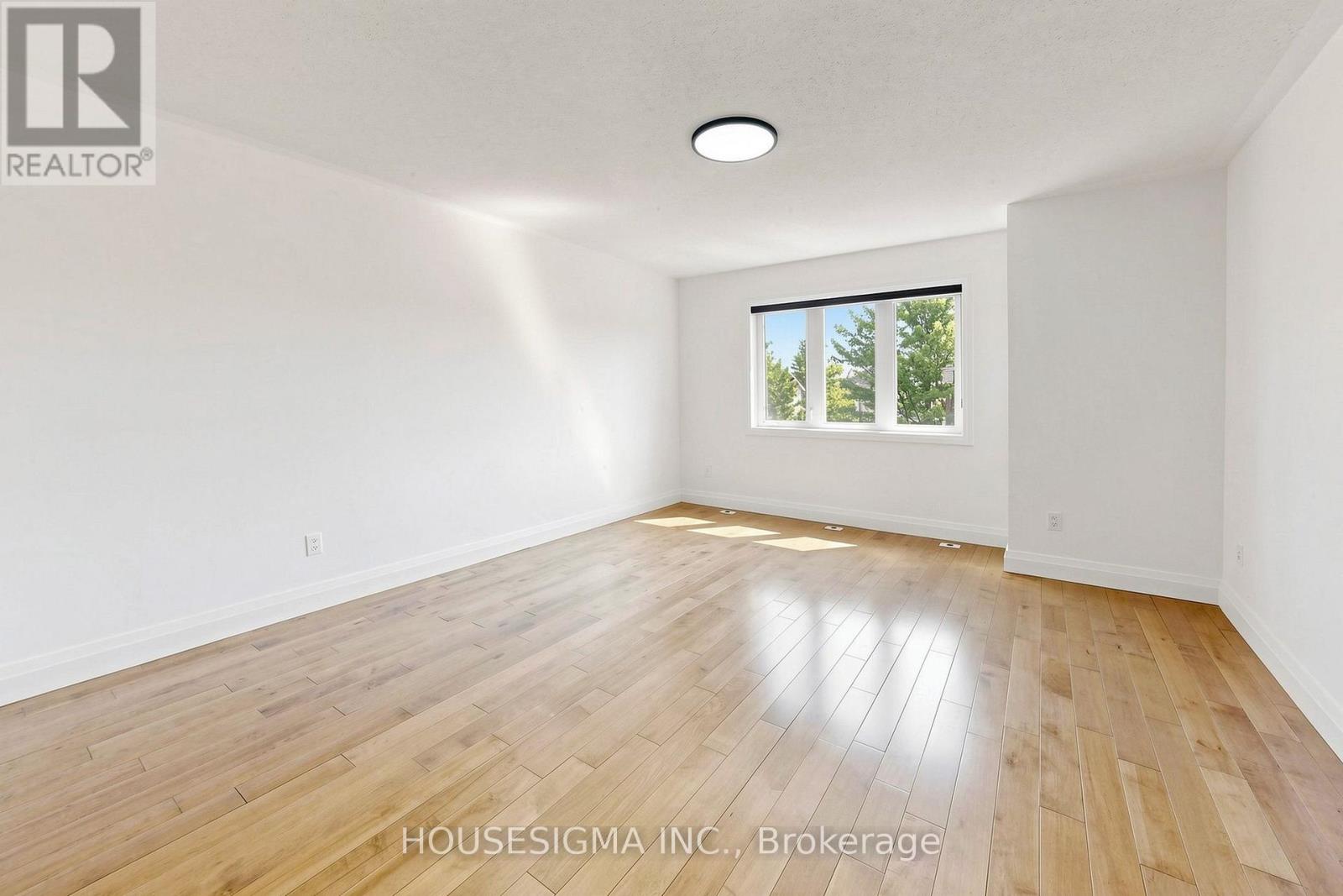 #220 83 MONDEO DRIVE - Image 19