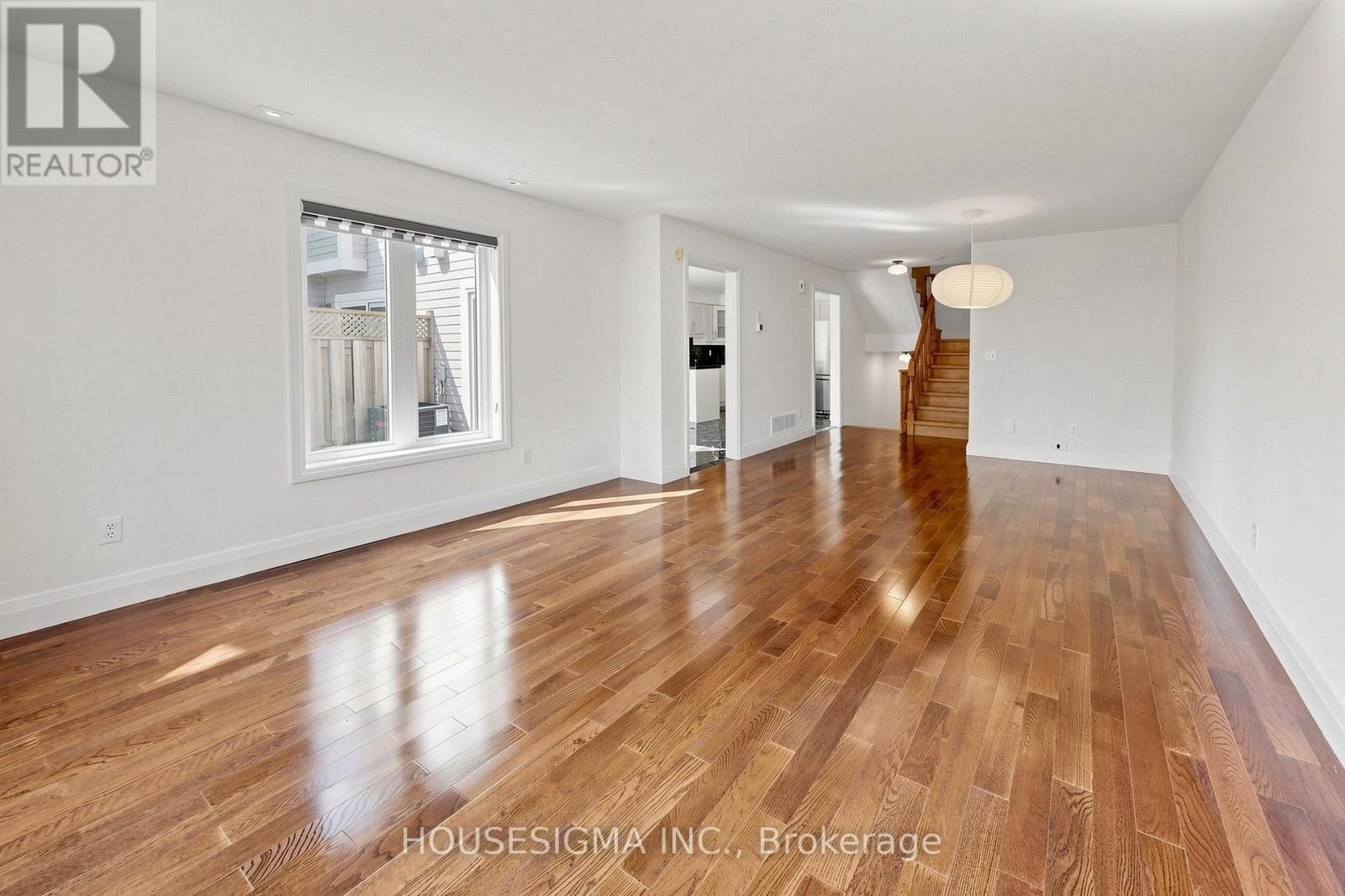#220 83 MONDEO DRIVE - Image 9