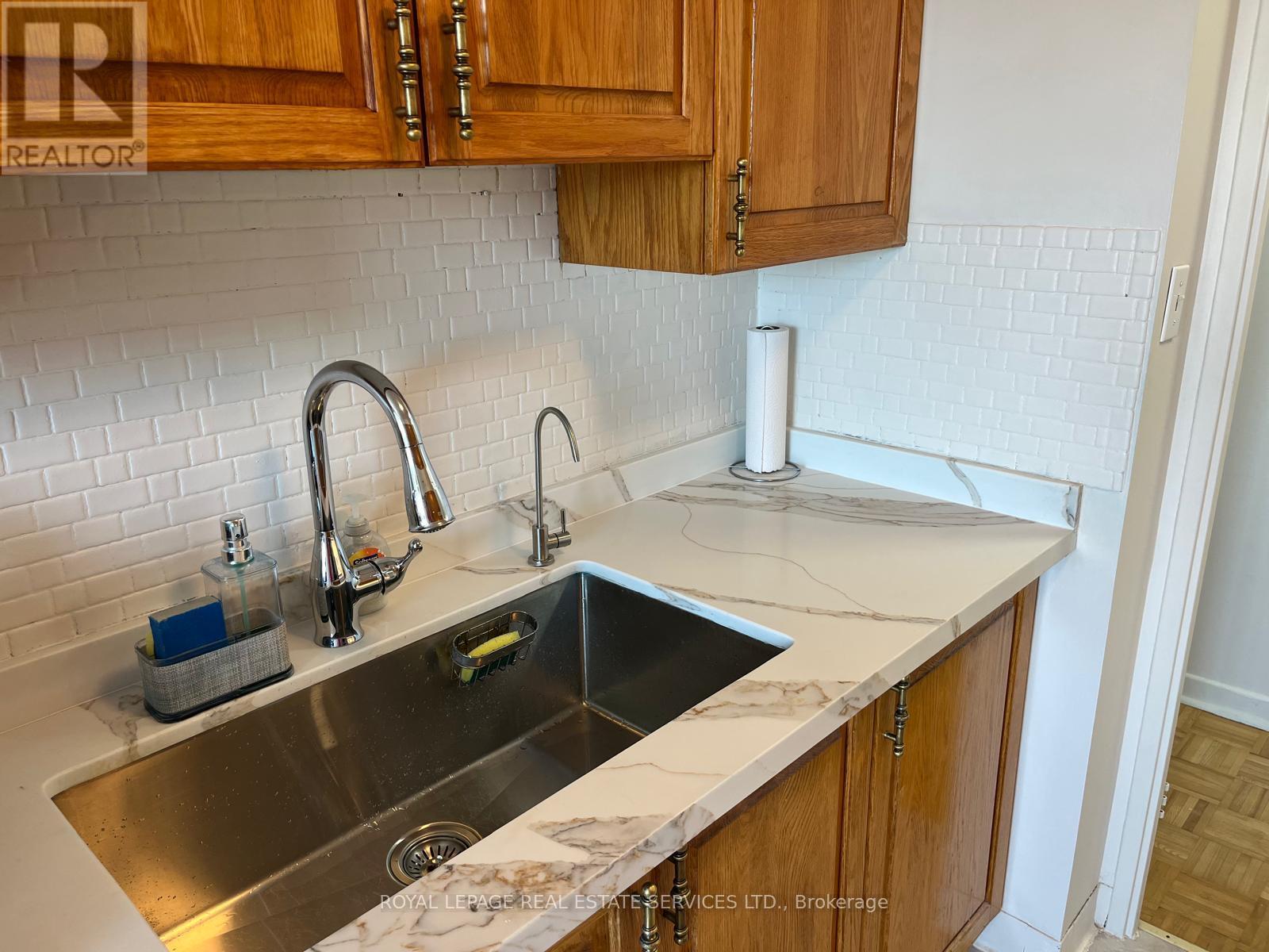 #902 1300 MISSISSAUGA VALLEY BOULEVARD - 4