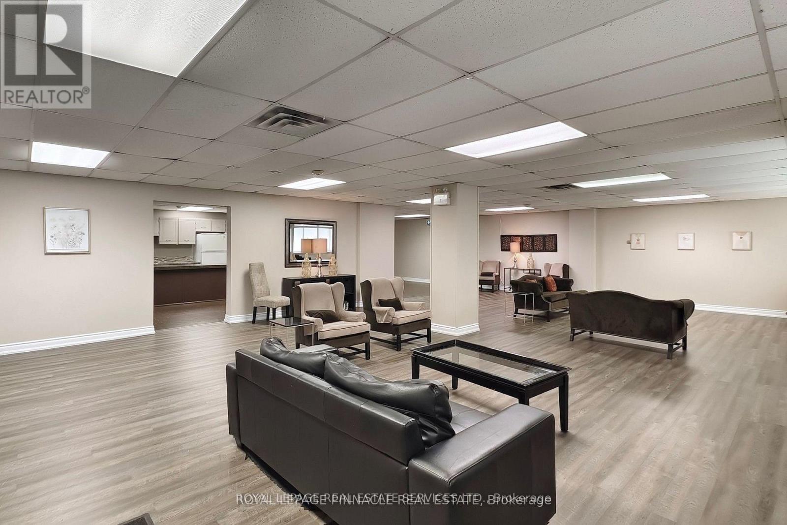 #902 1300 MISSISSAUGA VALLEY BOULEVARD - 26