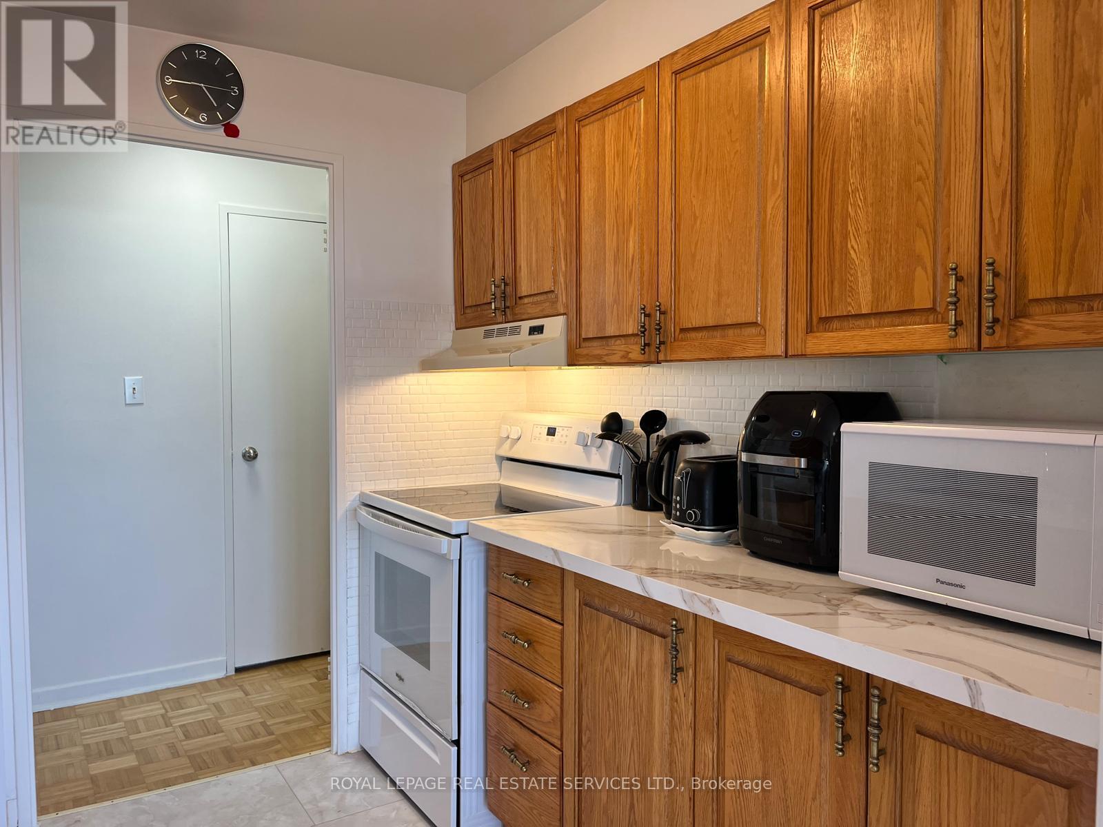 #902 1300 MISSISSAUGA VALLEY BOULEVARD - 6