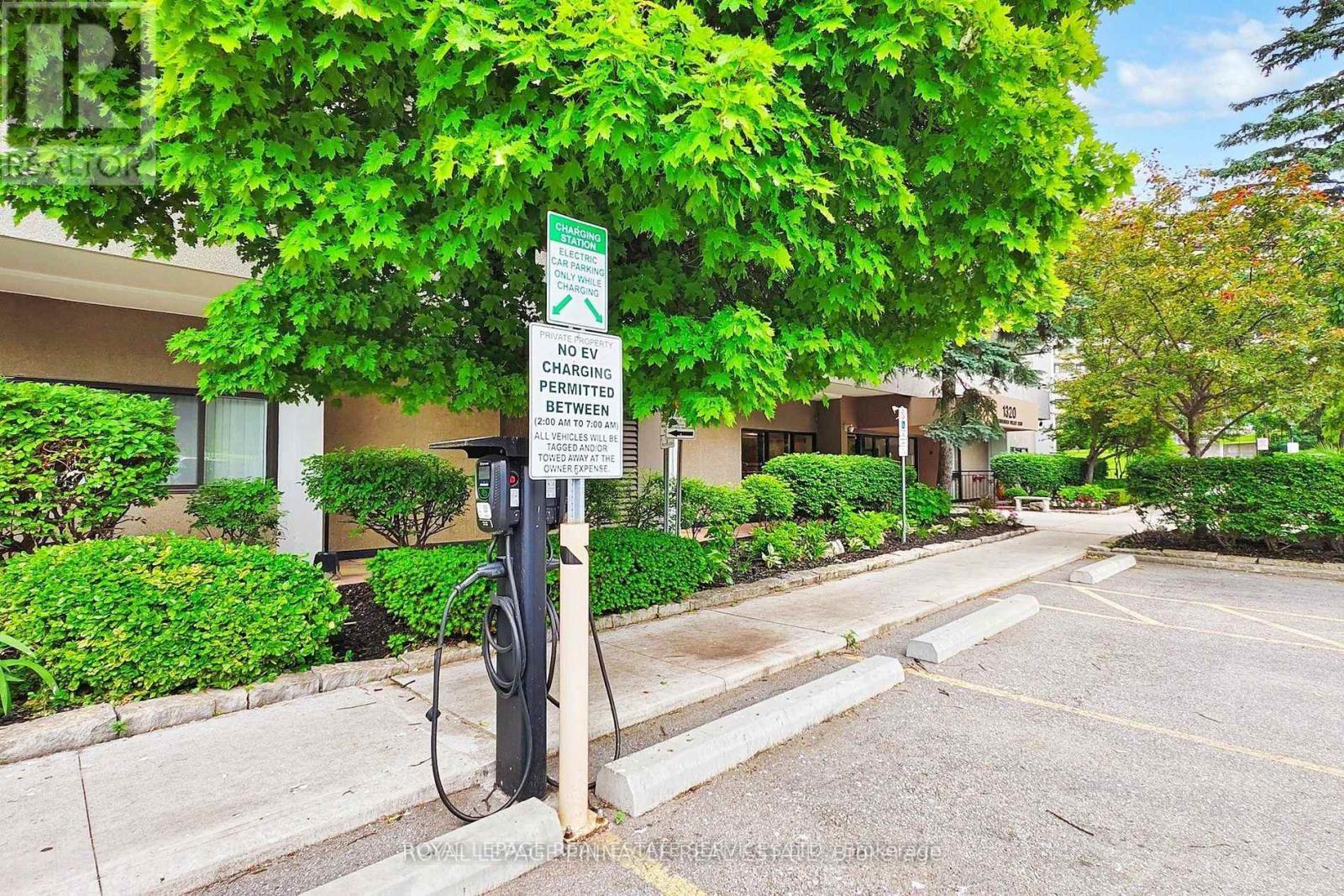 #902 1300 MISSISSAUGA VALLEY BOULEVARD - 30