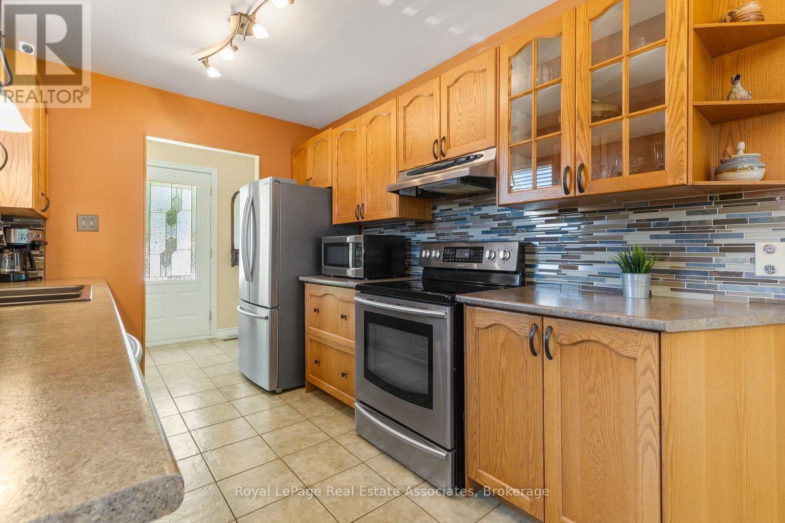 572 TEDWYN DRIVE - Image 10