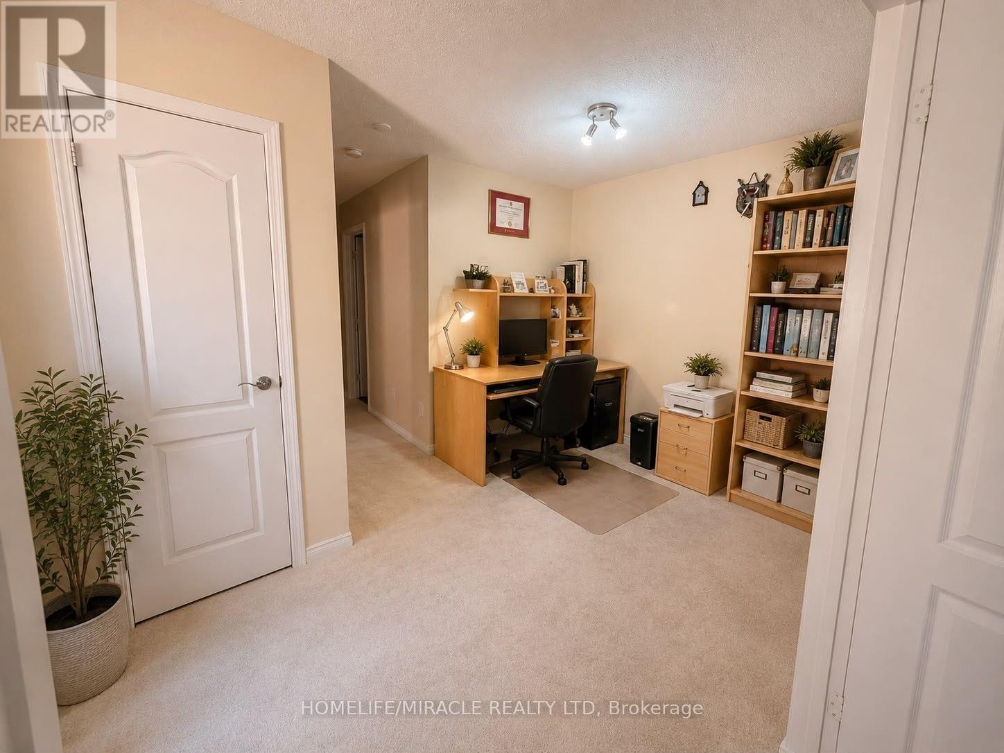 146 CADILLAC CRESCENT - 11