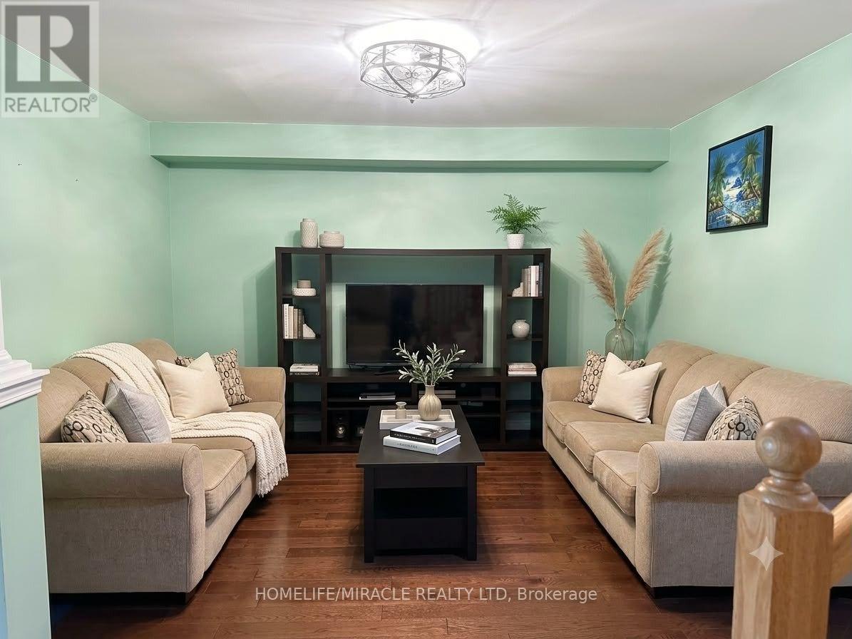 146 CADILLAC CRESCENT - 7