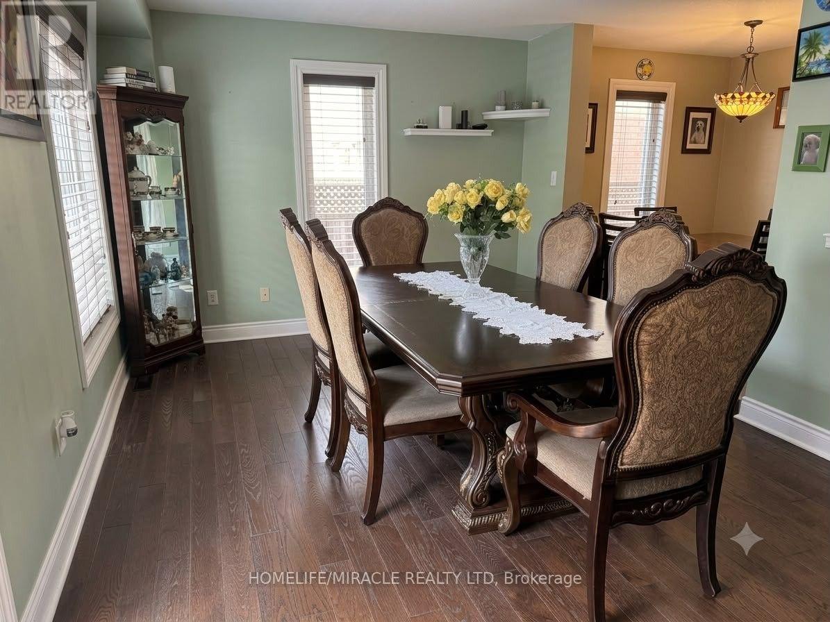 146 CADILLAC CRESCENT - 9