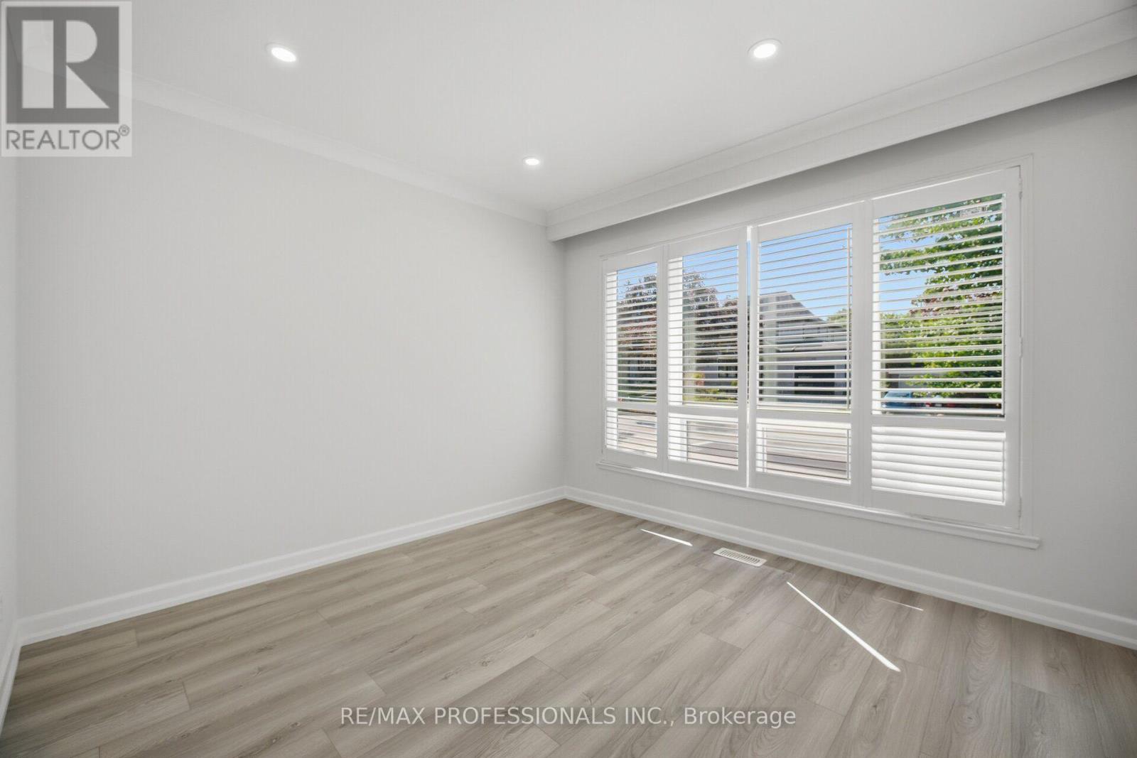 24 MILLBURN DRIVE - Image 14