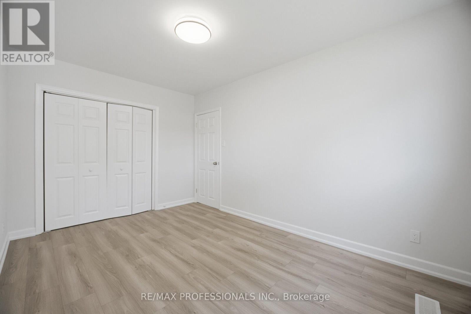 24 MILLBURN DRIVE - Image 17