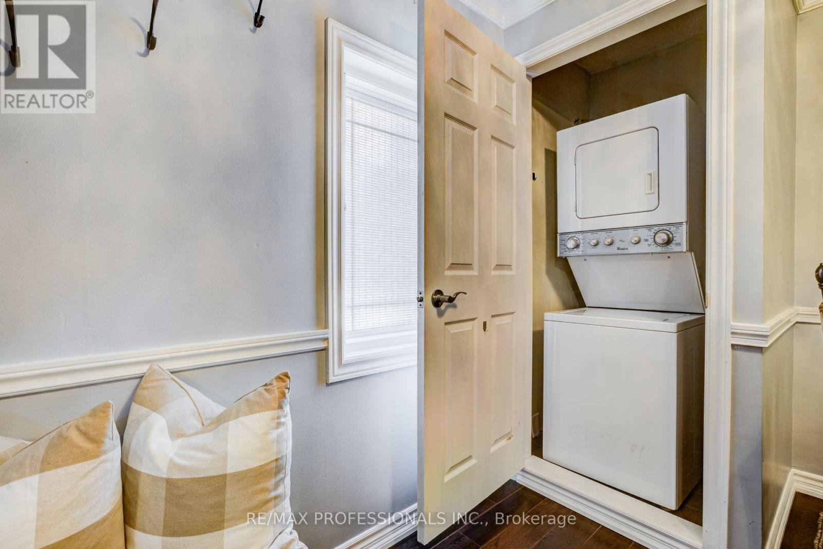 39 ROSEMEADE AVENUE - 13