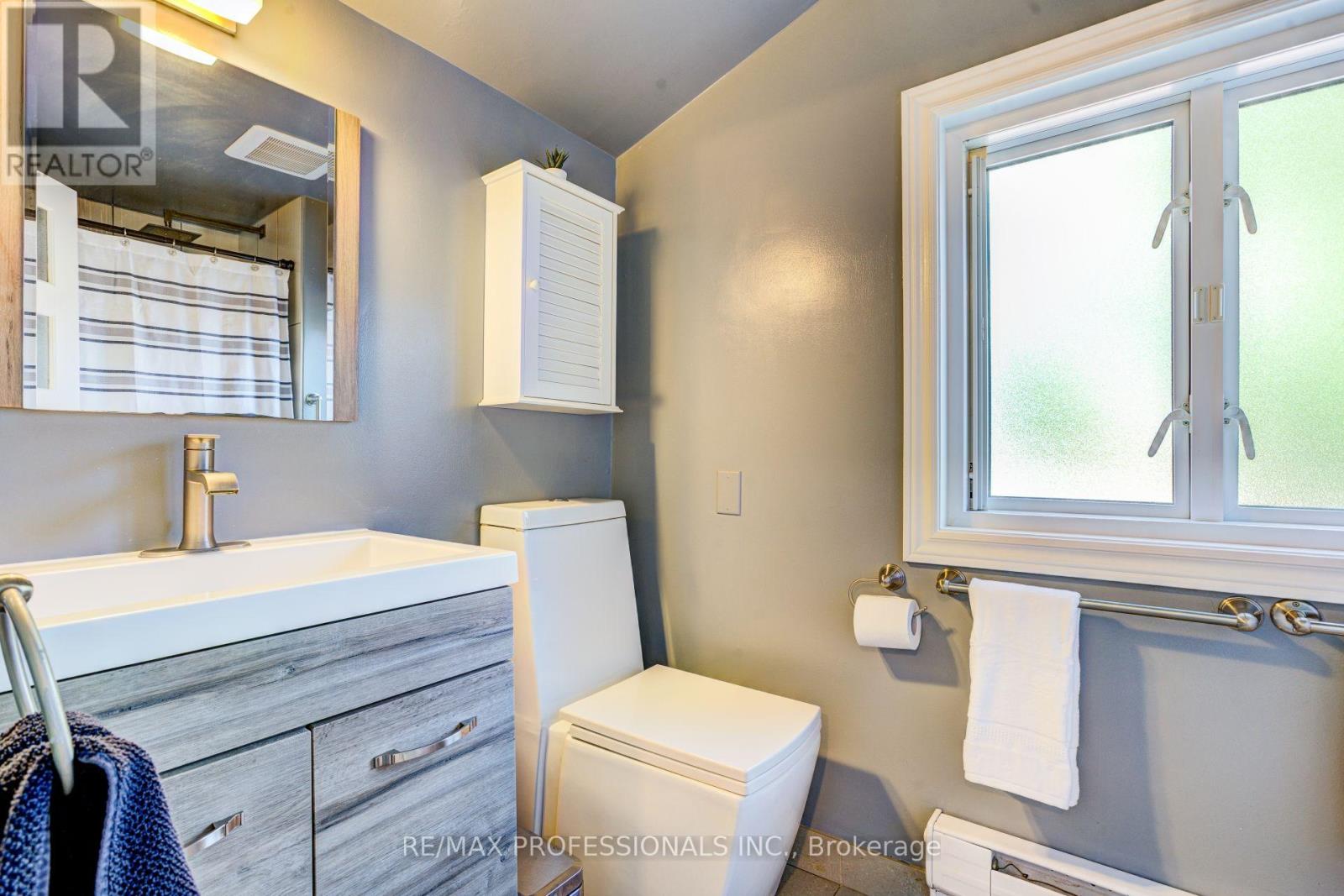 39 ROSEMEADE AVENUE - 14