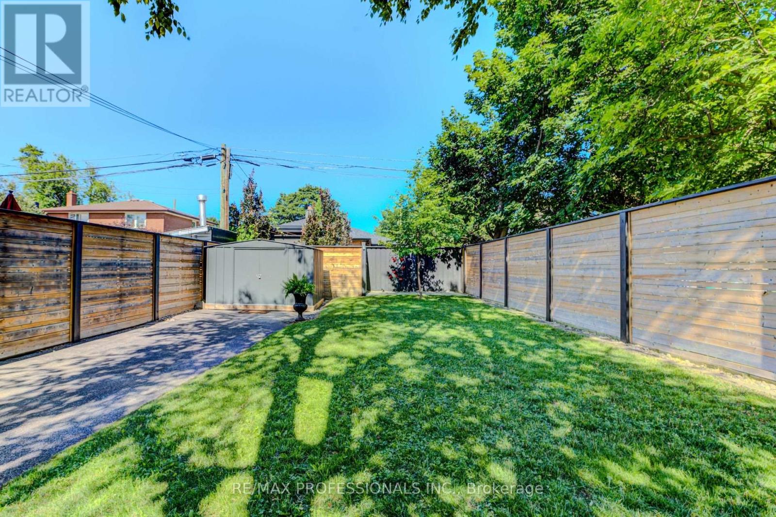 39 ROSEMEADE AVENUE - 42
