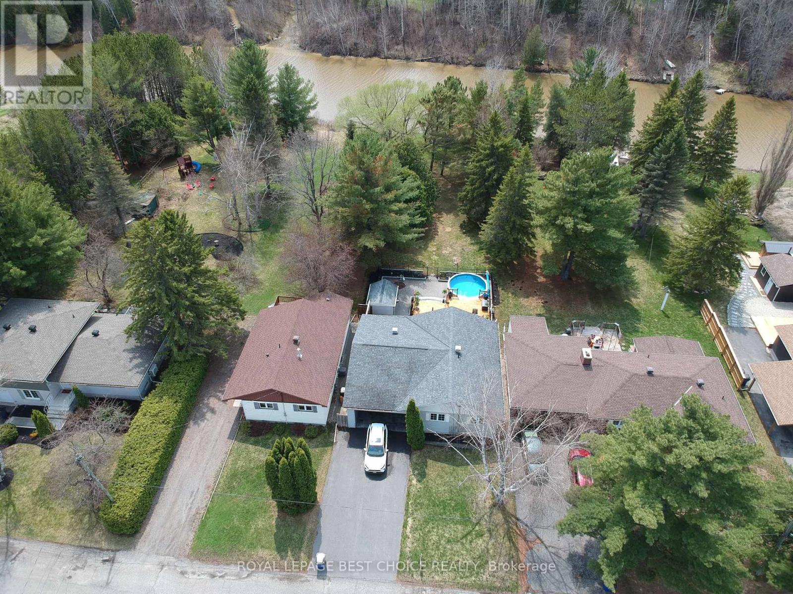 246 PINE STREET W - 41