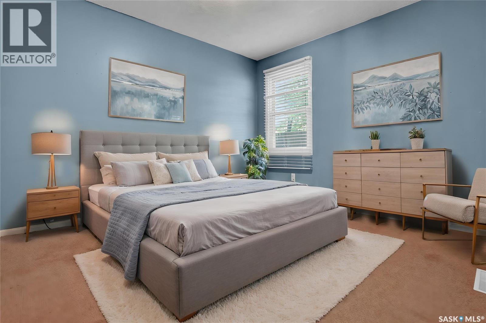 161 Lillooet STREET E - 14