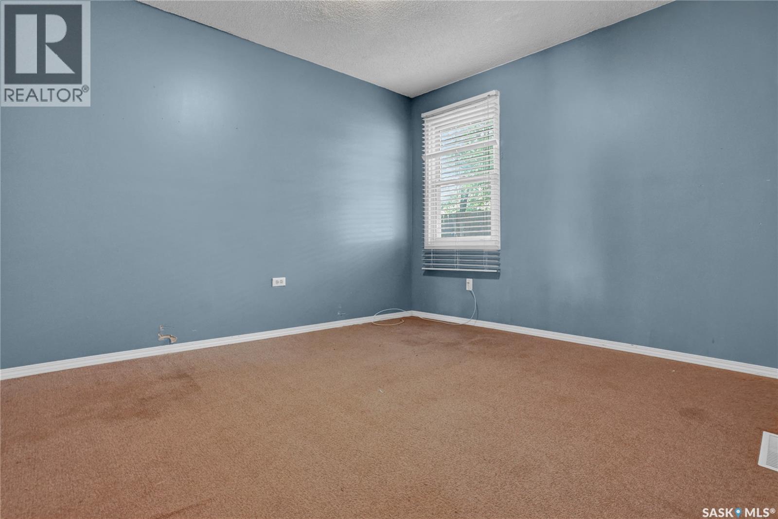 161 Lillooet STREET E - 15