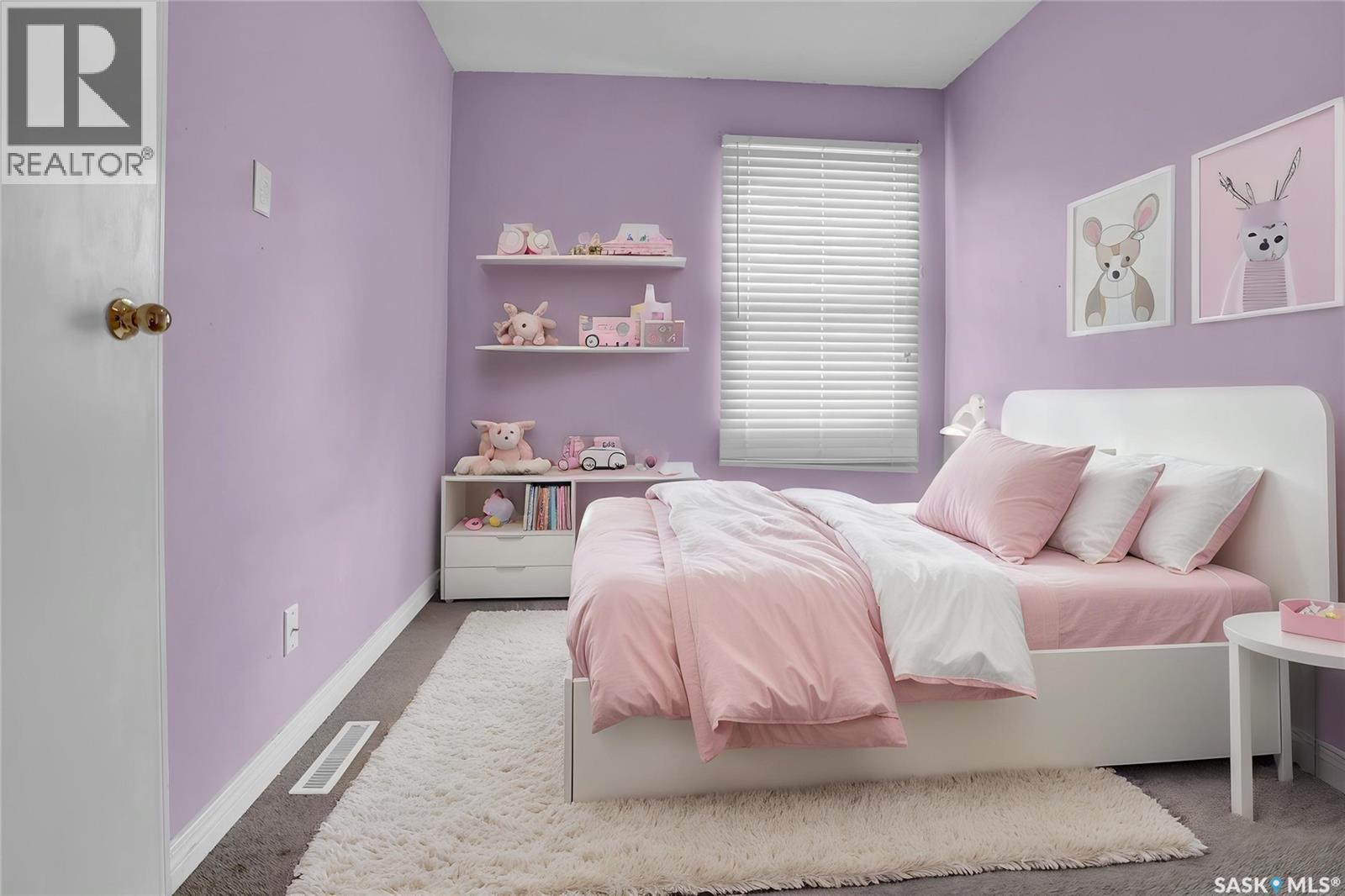 161 Lillooet STREET E - 18